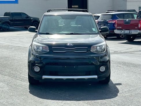 Used 2017 Kia Soul + FWD image 9