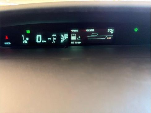 Used 2011 Toyota Prius Two image 16