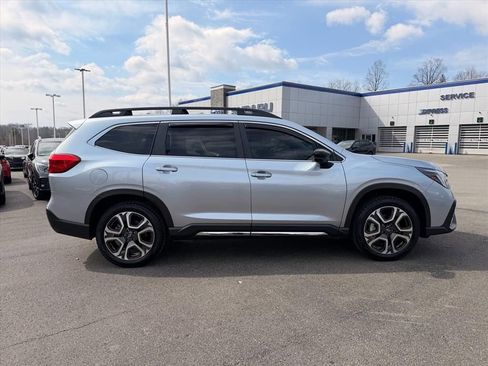 Certified 2024 Subaru Ascent Limited w/ Technology Package image 13