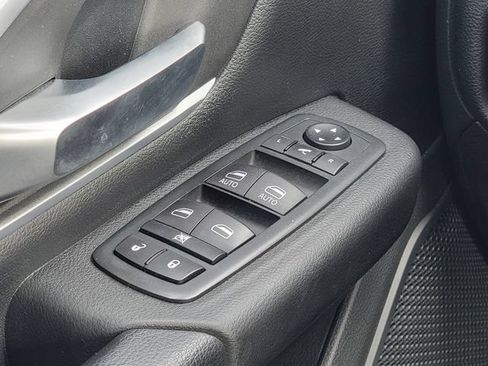 Used 2020 RAM 1500 Big Horn AWD/4WD image 23