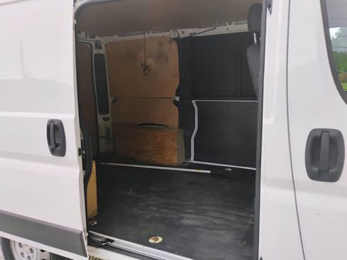 Used 2017 RAM ProMaster 1500 image 17