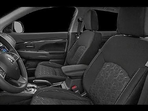 Used 2024 Mitsubishi Outlander Sport AWD image 89