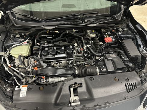 Used 2016 Honda Civic Touring image 34