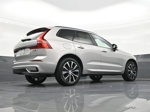 Used 2024 Volvo XC60 B5 Plus w/ Climate Package AWD/4WD image 33