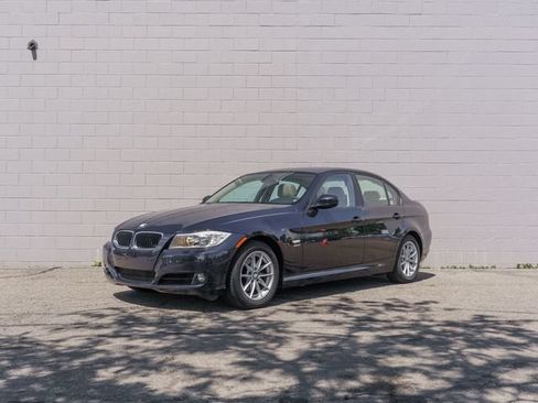 Used 2010 BMW 328i xDrive Sedan AWD/4WD image 1