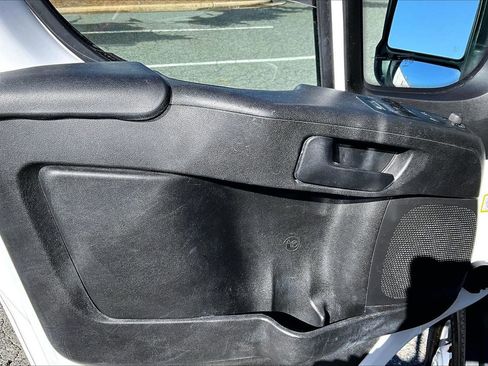 Used 2024 RAM ProMaster 2500 w/ Convenience Group image 25