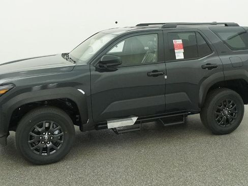New 2026 Toyota 4Runner SR5 image 17