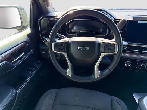 Used 2024 Chevrolet Silverado 1500 RST w/ Z71 Off-Road Package image 17