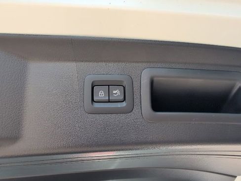 Used 2025 MAZDA CX-50 AWD 2.5 Hybrid w/ Weather Package image 11