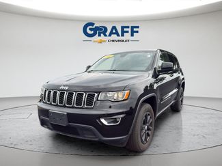 Used 2022 Jeep Grand Cherokee Laredo E AWD/4WD video 1