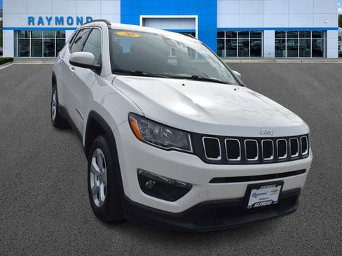 Used 2020 Jeep Compass Latitude w/ Cold Weather Group image 9
