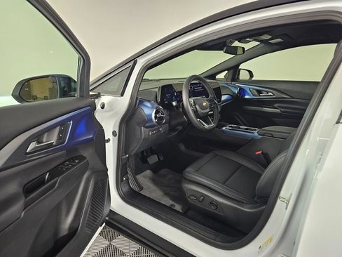 Used 2026 Chevrolet Equinox EV LT FWD image 21