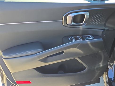 New 2026 Kia Sorento LX image 19