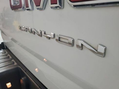 Used 2022 GMC Canyon Elevation Standard w/ Convenience Package RWD image 7
