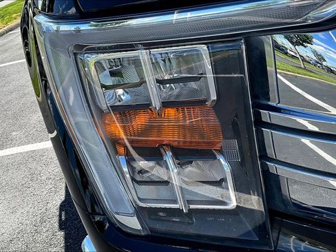 Used 2022 Ford F150 XLT w/ Equipment Group 302A High AWD/4WD image 32