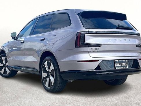 New 2026 Volvo EX90 Plus RWD image 6