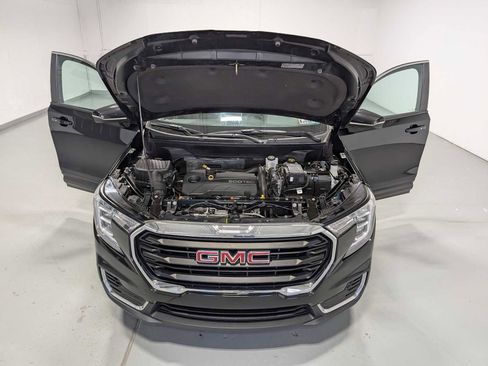 Used 2022 GMC Terrain SLE w/ Driver Convenience Package AWD/4WD image 14