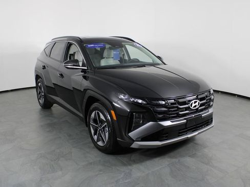 Used 2025 Hyundai Tucson SEL image 11