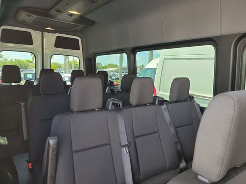 Used 2025 Mercedes-Benz Sprinter 2500 image 7