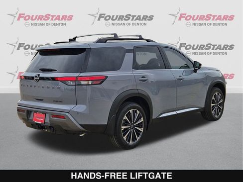 New 2026 Nissan Pathfinder Platinum image 4