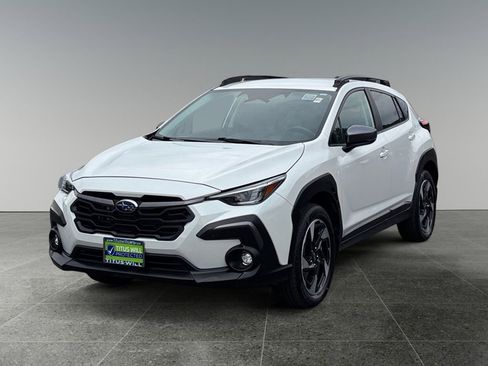 Used 2024 Subaru Crosstrek 2.5i Limited image 3