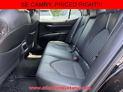 Used 2019 Toyota Camry SE w/ Convenience Package FWD image 19