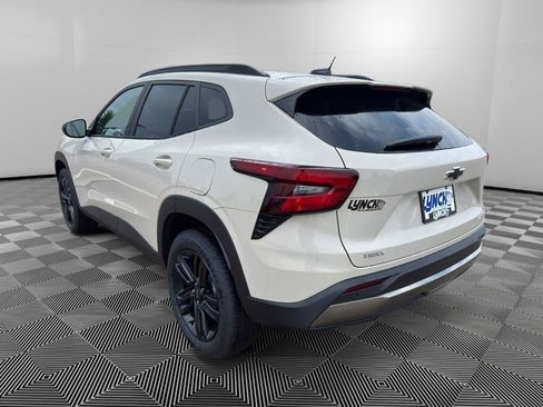 New 2026 Chevrolet Trax ACTIV w/ Driver Confidence Package FWD image 3