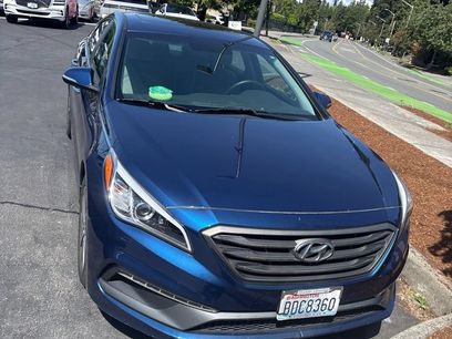 Used 2017 Hyundai Sonata Sport w/ Value Edition Package 02