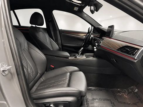 Used 2022 BMW 540i w/ M Sport Package RWD image 29