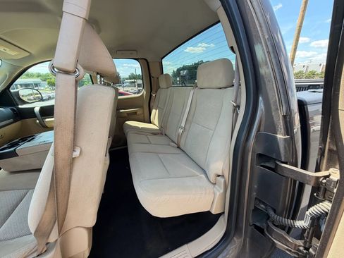 Used 2007 Chevrolet Silverado 1500 LT w/ 1LT Convenience Package RWD image 10