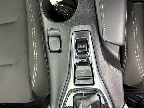 Used 2017 Chevrolet Camaro LT image 20