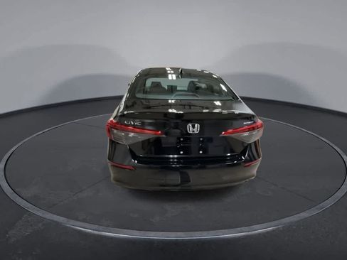 Used 2023 Honda Civic Sport image 7