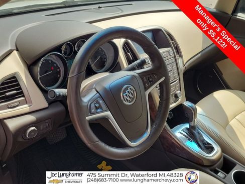 Used 2013 Buick Verano Leather FWD image 10