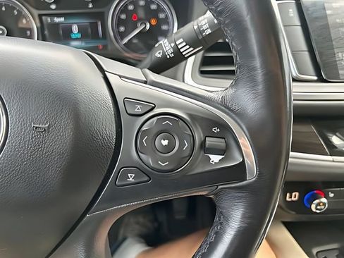 Used 2019 Buick Enclave Essence FWD image 24
