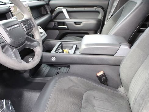 Used 2022 Land Rover Defender 110 V8 image 20