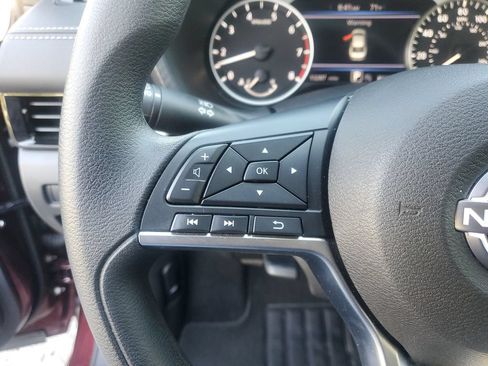Certified 2025 Nissan Sentra SV FWD image 19