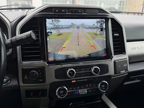 Used 2022 Ford F350 Lariat w/ Lariat Ultimate Package AWD/4WD image 7