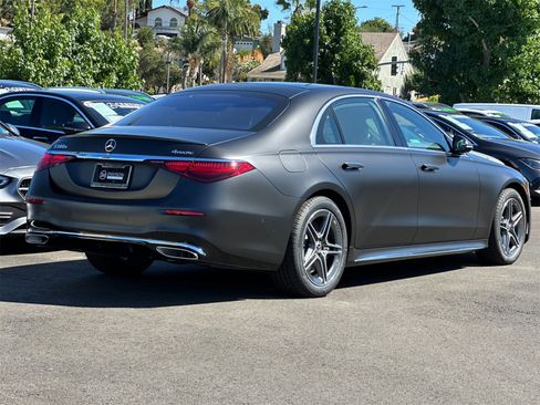 New 2026 Mercedes-Benz S 580e S 580e image 3