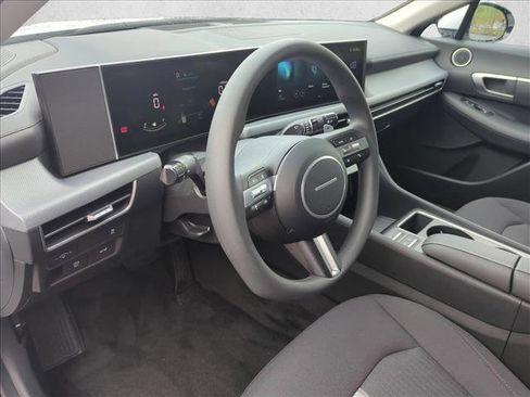 Used 2025 Hyundai Sonata SEL image 3