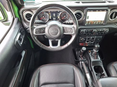 Used 2018 Jeep Wrangler Unlimited Rubicon AWD/4WD image 11