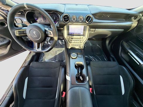Used 2020 Ford Mustang Shelby GT500 w/ Carbon Fiber Track Pack RWD image 15