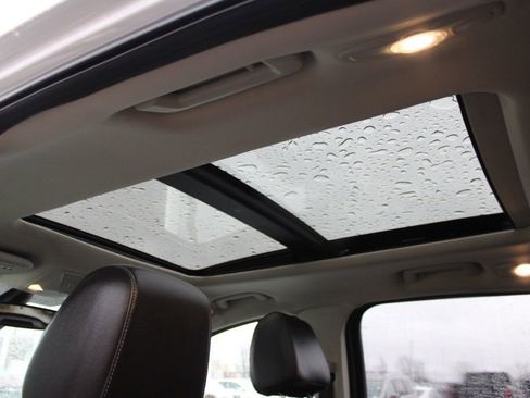 Used 2015 Ford Escape Titanium image 28