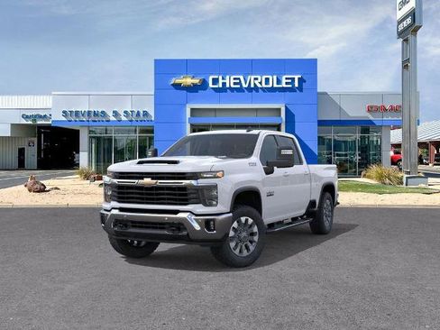 New 2026 Chevrolet Silverado 2500 LT w/ Texas Edition image 8