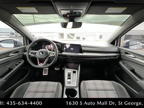 Used 2022 Volkswagen GTI SE image 9