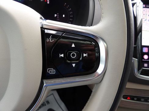 Certified 2024 Volvo XC90 B6 Plus w/ Protection Package Premier image 20