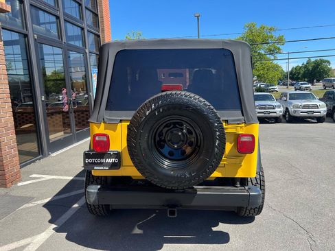 Used 2003 Jeep Wrangler X AWD/4WD image 9