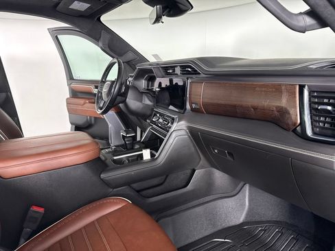 Used 2023 GMC Sierra 1500 Denali Ultimate AWD/4WD image 45