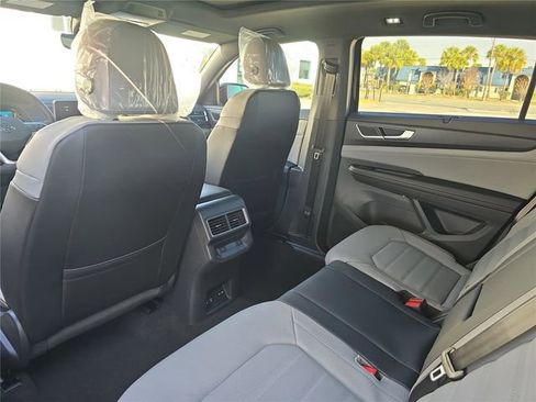 New 2026 Volkswagen Atlas Cross Sport SEL AWD/4WD image 11