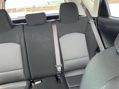 Used 2025 Kia Soul LX w/ LX Technology Package FWD image 34