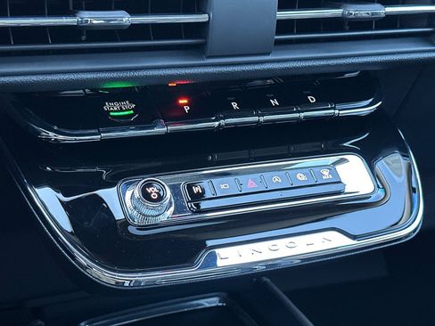 New 2025 Lincoln Corsair Reserve image 20